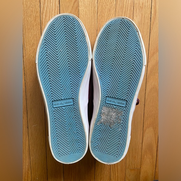 SeaVees for J. Crew velvet Legend Sneaker in burgundy, size 9 - Picture 3 of 7